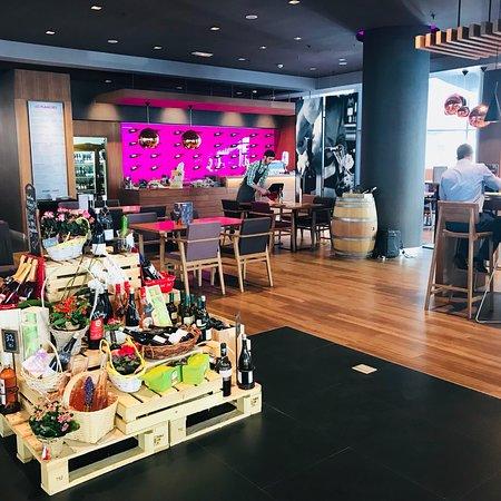 Winestone Victoriei 37